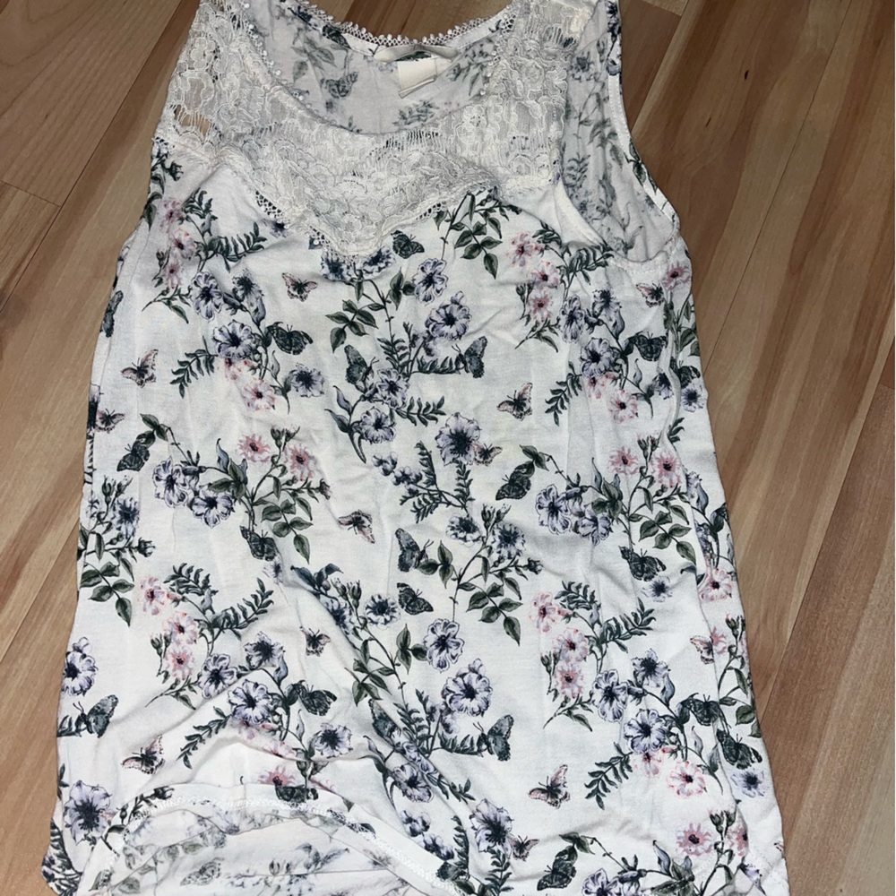 flowered print and lace lined